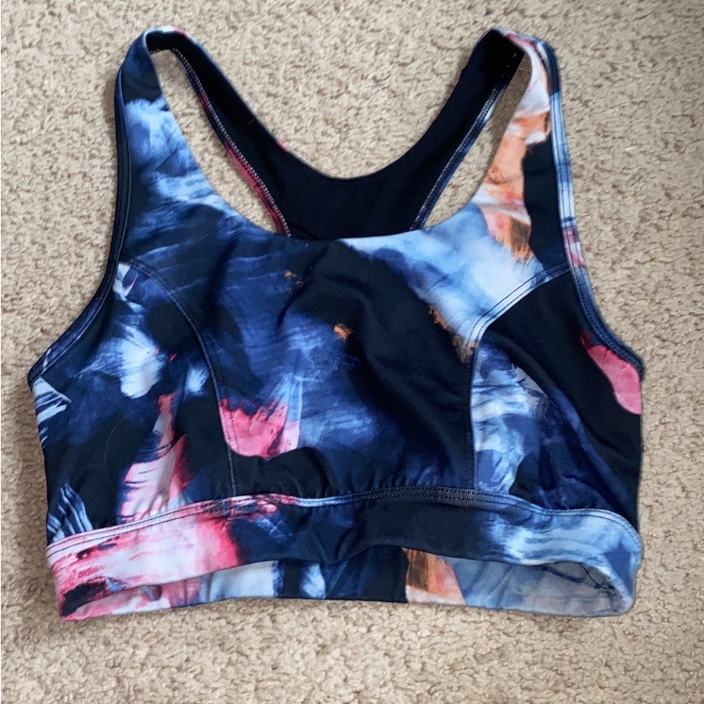 Sports bra